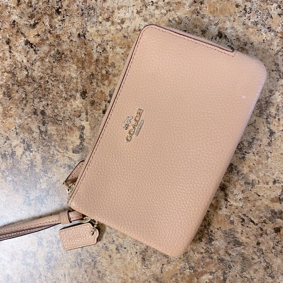 Coach Double Zip Wallet Wristlet Clutch In Rose Pink *AUTHENTIC*